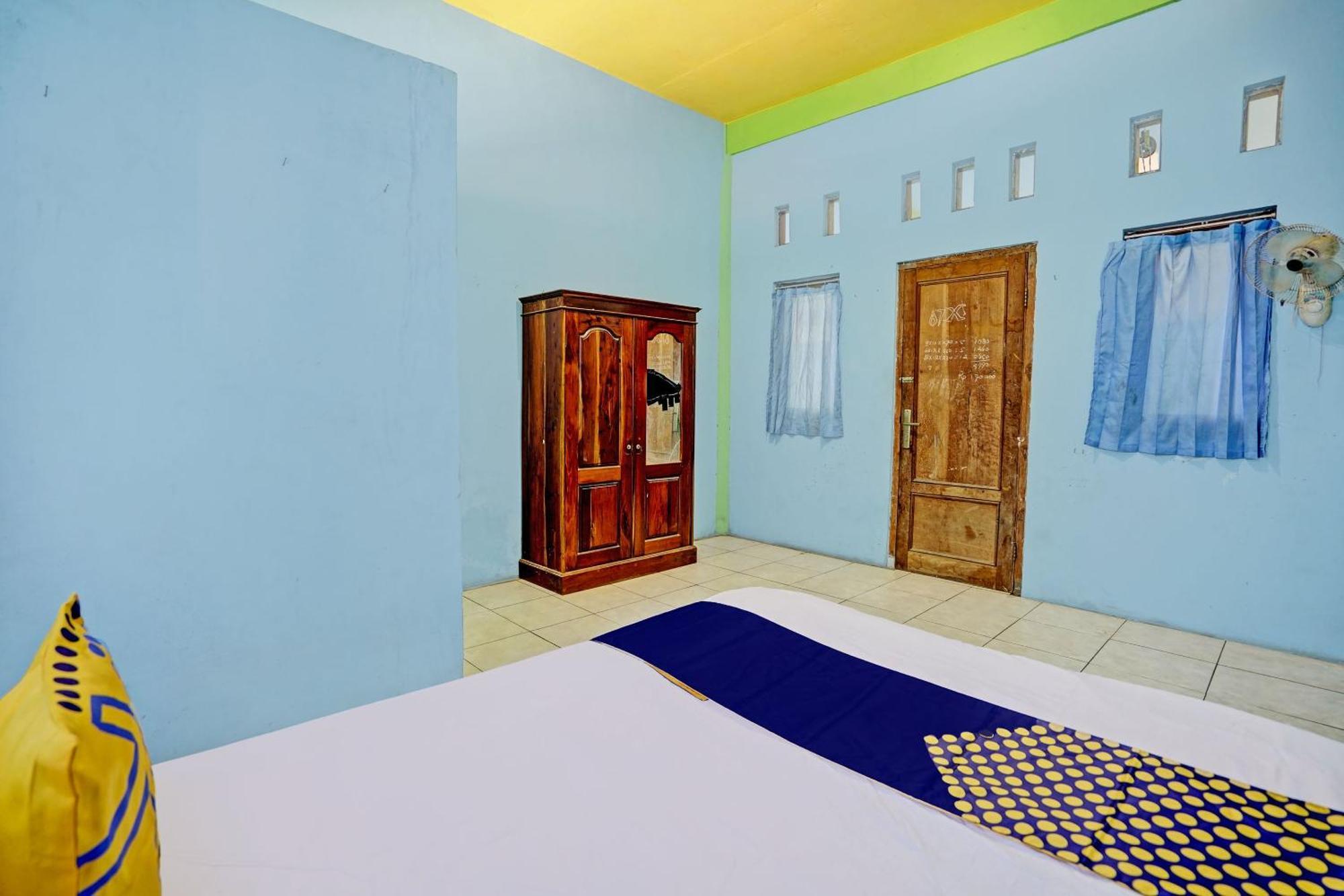 Oyo Life 93037 Nova Jaya Homestay Syariah Lamongan المظهر الخارجي الصورة