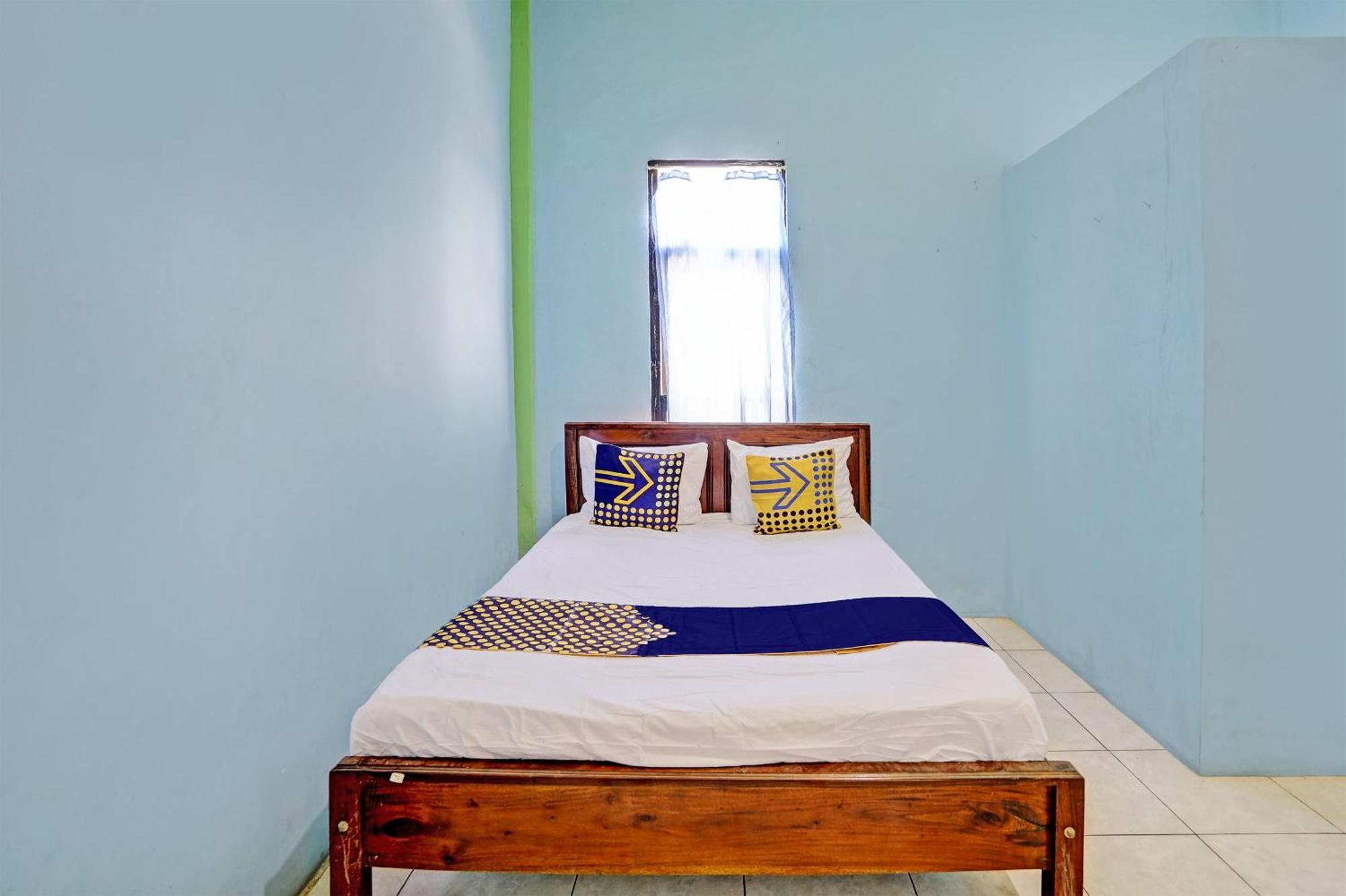 Oyo Life 93037 Nova Jaya Homestay Syariah Lamongan المظهر الخارجي الصورة
