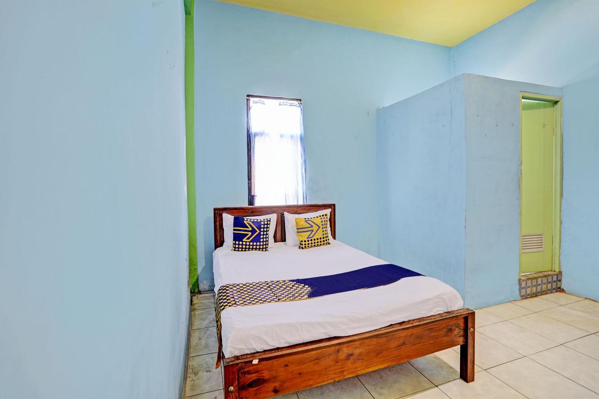 Oyo Life 93037 Nova Jaya Homestay Syariah Lamongan المظهر الخارجي الصورة